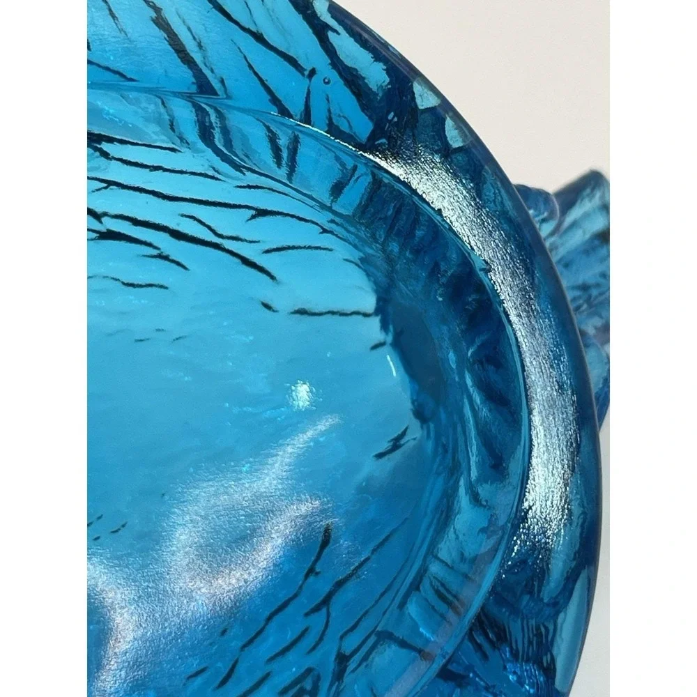 Westmoreland Robin on Nest Blue Glass Covered Dish Vintage READ